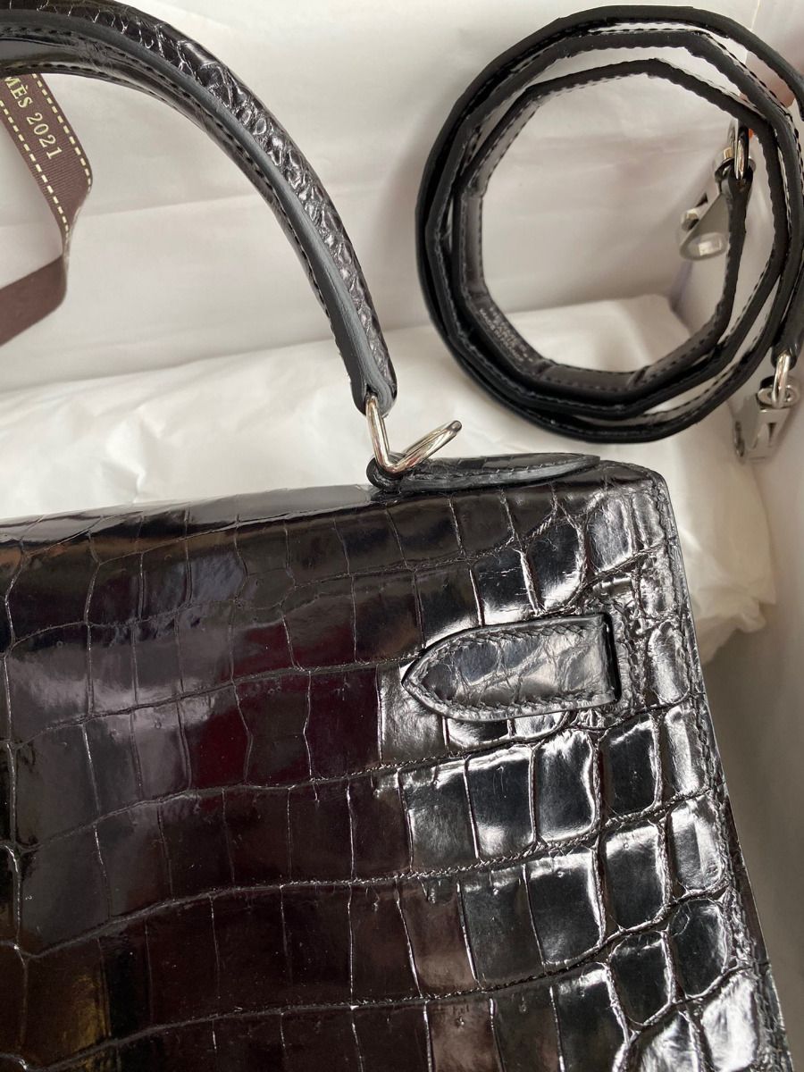Hermes Kelly Sellier 28 Handmade Bag In Black Crocodile Niloticus Shiny Skin - Image 4